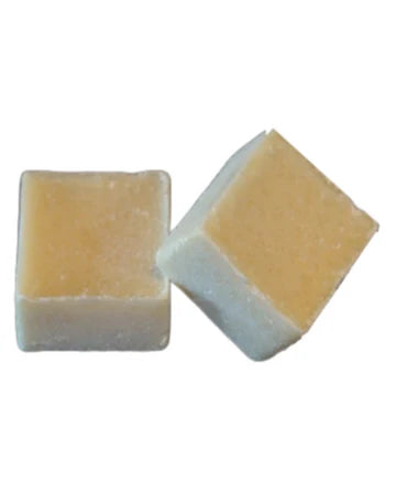 7 個琥珀立方體,帶有刨絲器和碗,非常適合您的愛好室或工作室