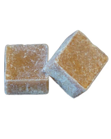 7 個琥珀立方體,帶有刨絲器和碗,非常適合您的愛好室或工作室