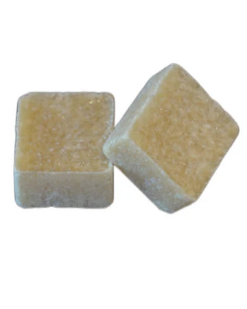 7 個琥珀立方體,帶有刨絲器和碗,非常適合您的愛好室或工作室